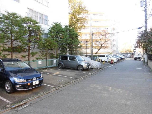 (居間)
