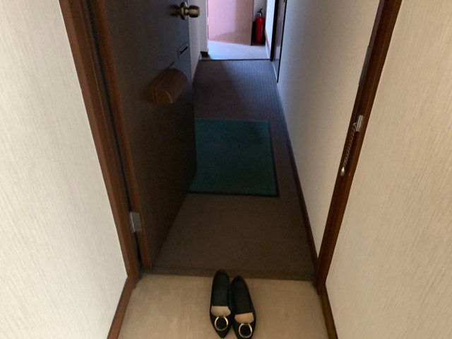 (玄関)