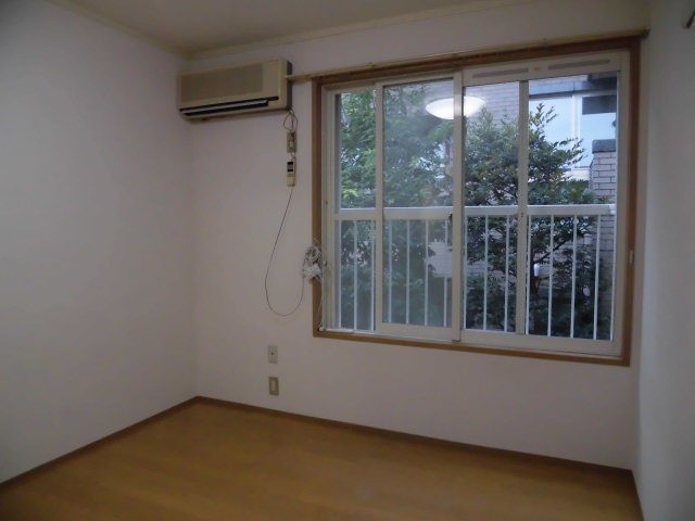 (居間)