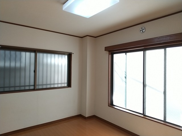 (居間)