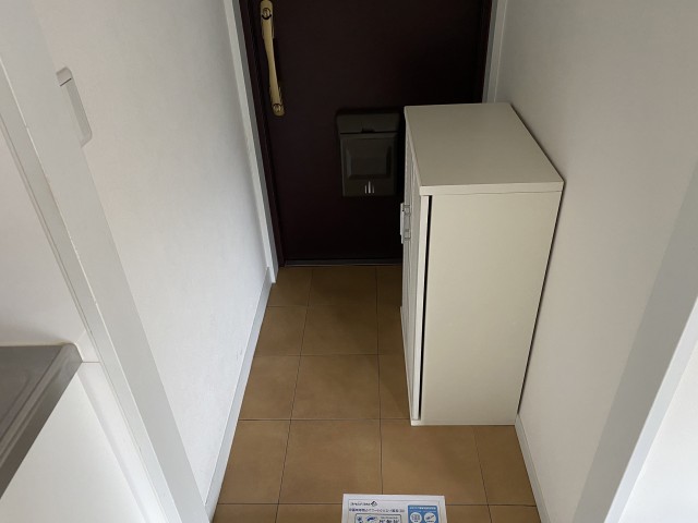 (玄関)