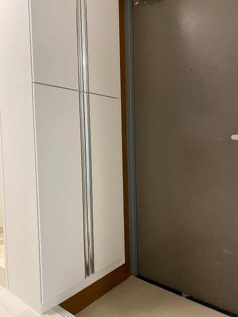 (玄関)