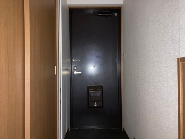 (玄関)