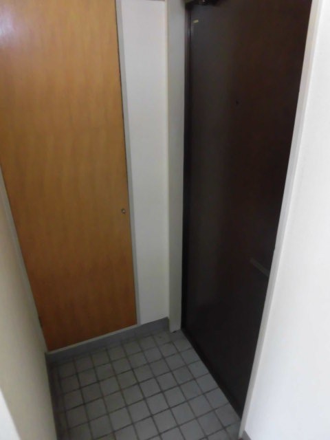 (玄関)