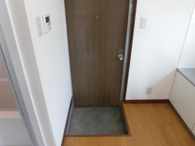 (玄関)