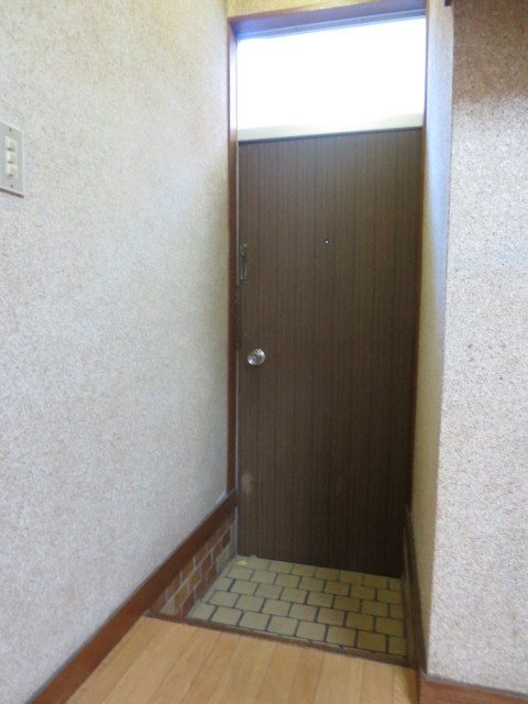 (玄関)
