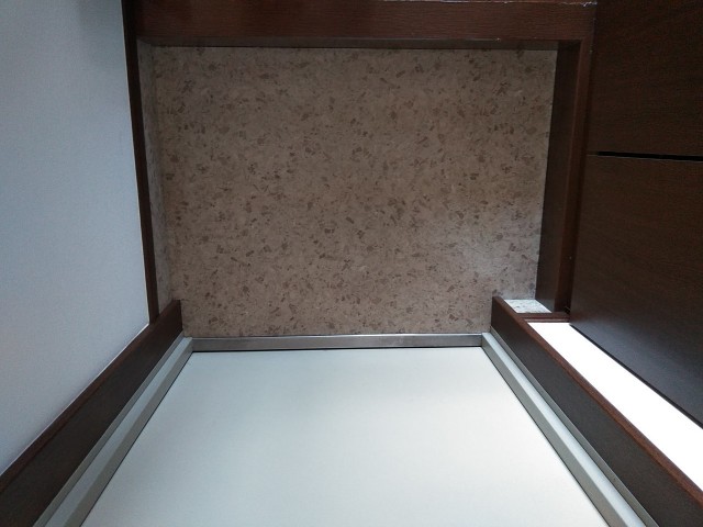 (玄関)