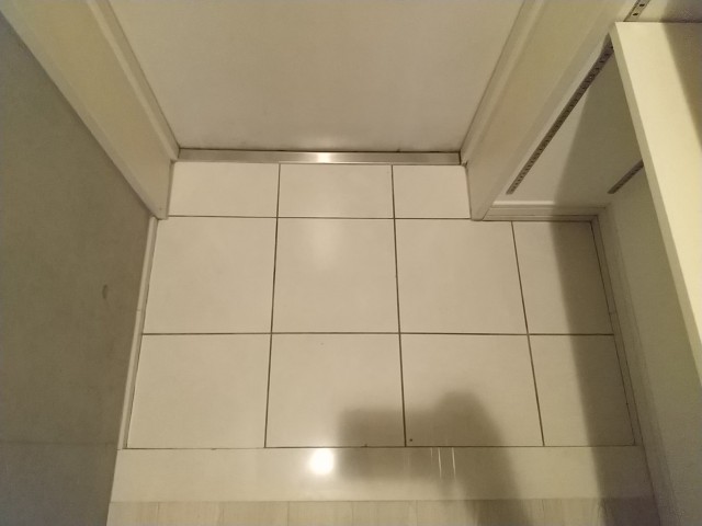 (玄関)