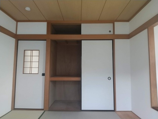 (内装)