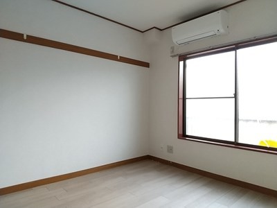 (居間)