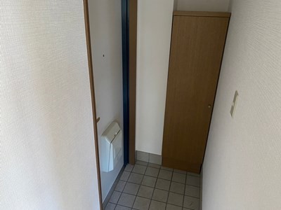 (玄関)
