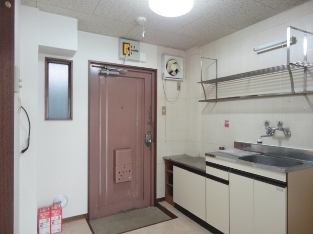 (玄関)
