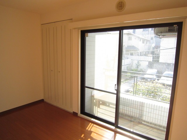 (居間)