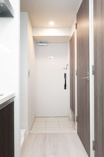 ※写真は同タイプ住戸です。(玄関)