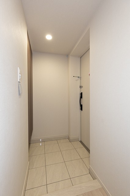 ※写真は同タイプ住戸です。(玄関)