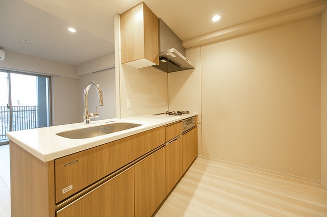 ※写真は同タイプ住戸です。(キッチン)