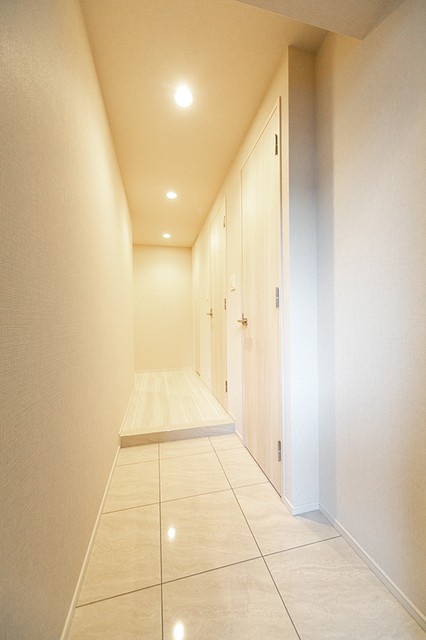 ※写真は同タイプ住戸です。(玄関)