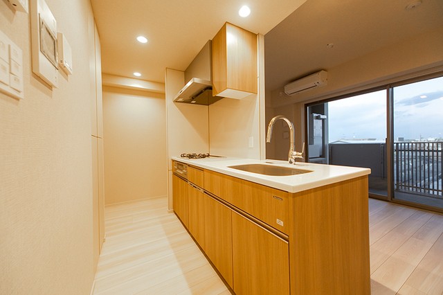 ※写真は同タイプ住戸です。(キッチン)