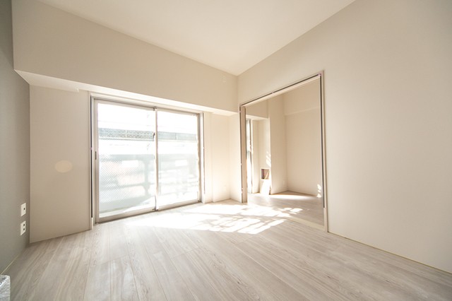 ※写真は同タイプ住戸です。(居間)
