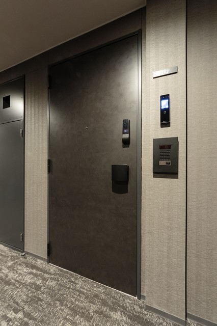 ※写真は同タイプ住戸です。(玄関)