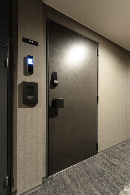 ※写真は同タイプ住戸です。(玄関)