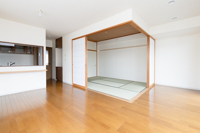 ※写真は同タイプ住戸です。(居間)