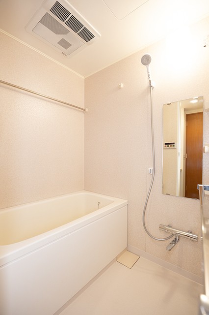 ※写真は同タイプ住戸です。(風呂)