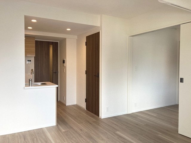 ※写真は同タイプ住戸です。(居間)