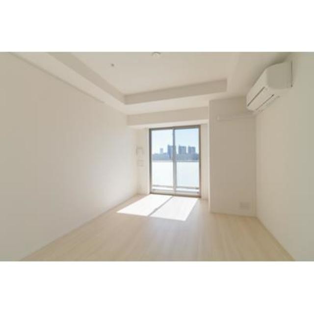 ※写真は同タイプ住戸です。(居間)