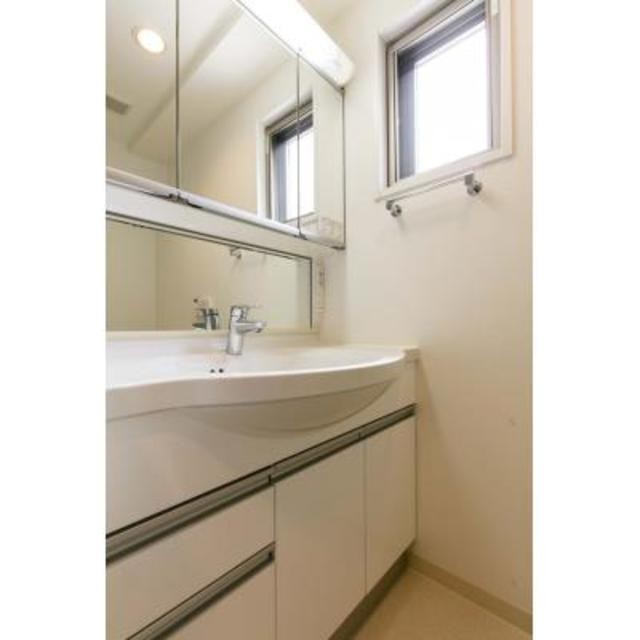 ※写真は同タイプ住戸です。(内装)