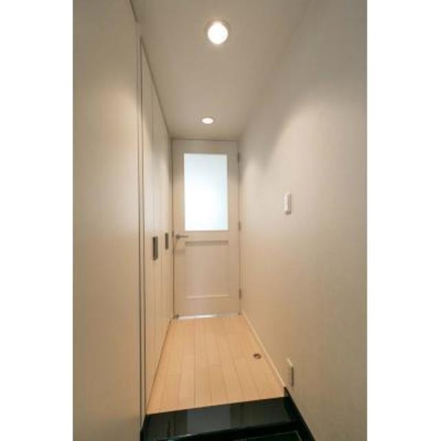 ※写真は同タイプ住戸です。(玄関)