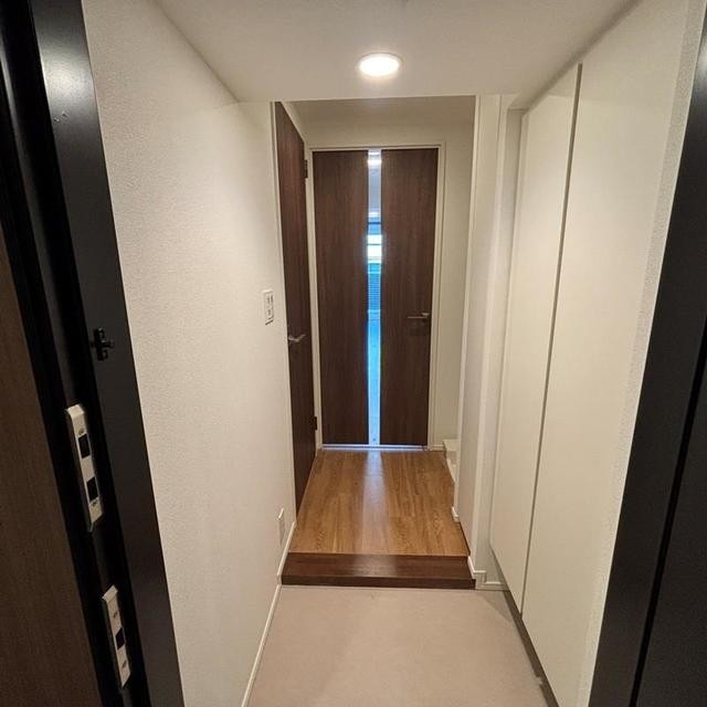 ※写真は同タイプ住戸です。(玄関)