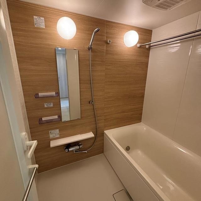※写真は同タイプ住戸です。(風呂)