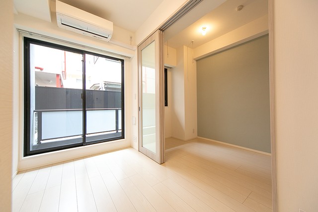 ※写真は同タイプ住戸です。(居間)