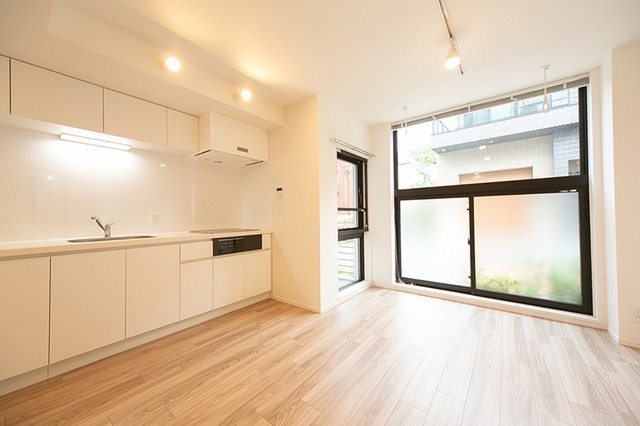 ※写真は同タイプ住戸です。(居間)