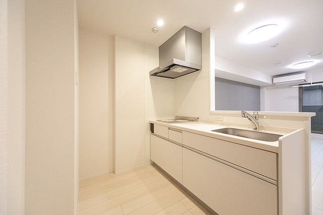 ※写真は同タイプ住戸です。(キッチン)