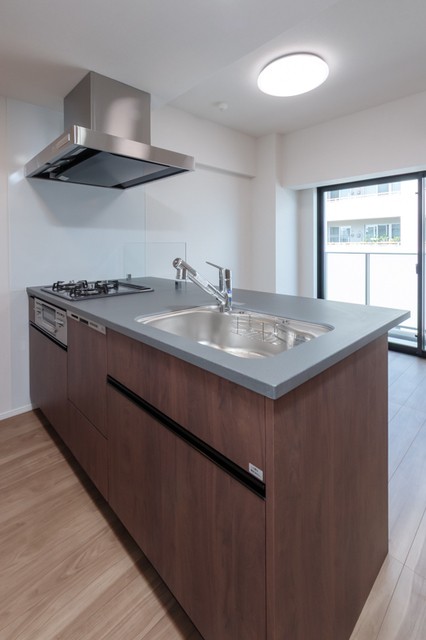 ※写真は同タイプ住戸です。(キッチン)