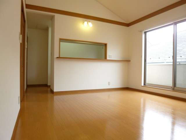 (居間)