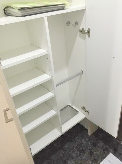 ※同仕様写真含む(玄関)