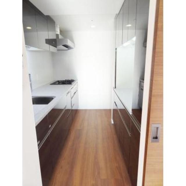 ※写真は同タイプ住戸です。(キッチン)