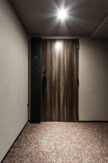 ※写真は同タイプ住戸です。(玄関)