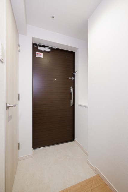 ※写真は同タイプ住戸です。(玄関)