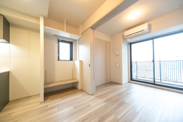 ※写真は同タイプ住戸です。(居間)