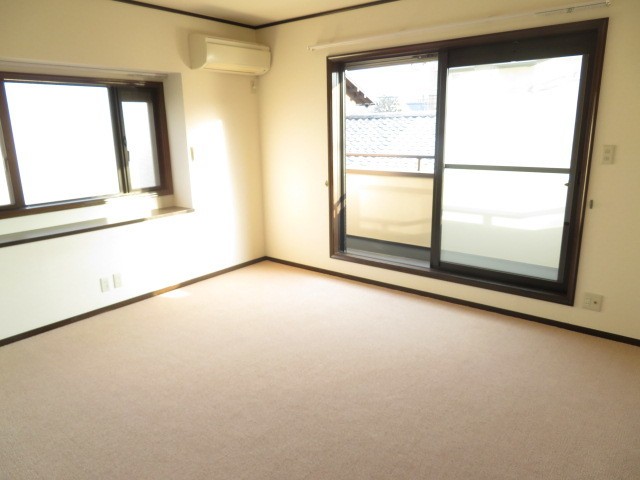 (居間)