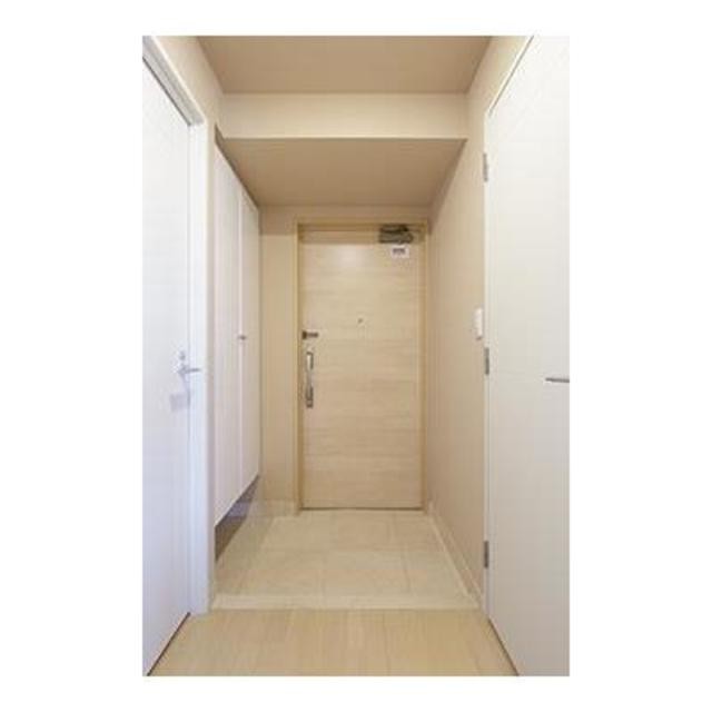 ※写真は同タイプ住戸です。(玄関)