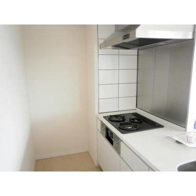 ※写真は同タイプ住戸です。(キッチン)