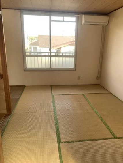 (居間)
