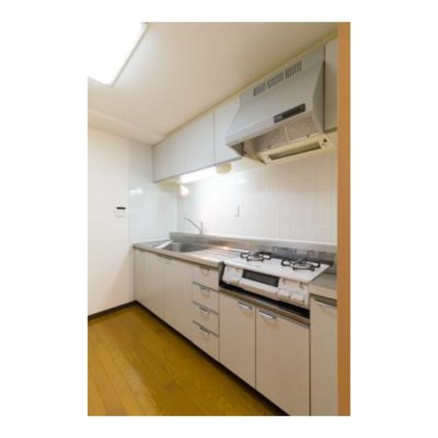 ※写真は同タイプ住戸です。(キッチン)