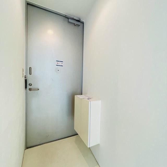 (玄関)