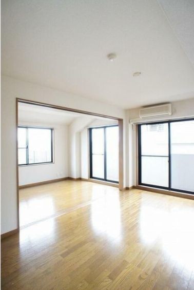 ※同タイプ別部屋の写真です。(居間)